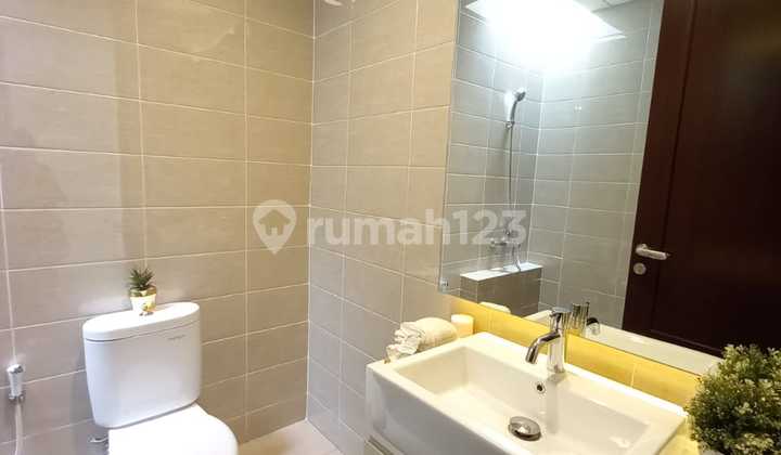 Dijual Rumah Mewah Siap Huni 2 Lantaidi Cluster Sutera Victoria Alam Sutera, Jl. Lingkar Barat, Panunggangan, Pinang, Kota Tangerang, Banten, Indonesia, 15143, Alam Sutera  2