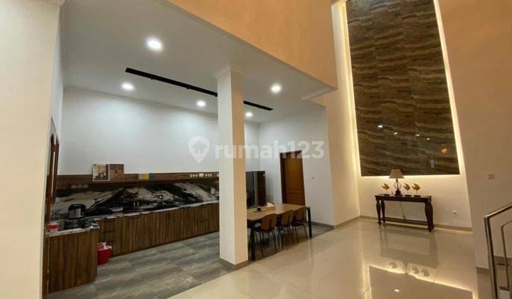 Dijual Rumah 2 Lantai di Green Ville Jakarta Barat 1