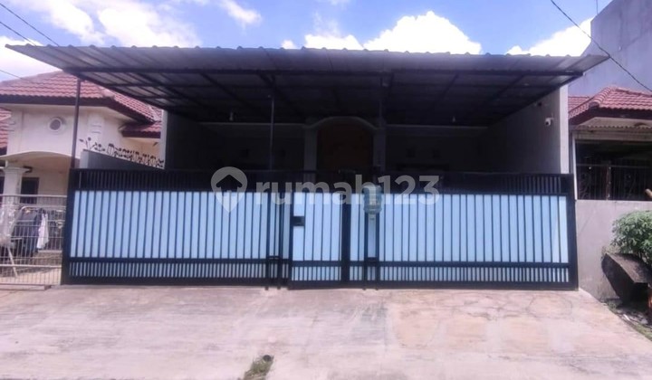 Dijual Rumah Strategis di Komplek Griya Harapan Permai Bekasi Jawa Barat