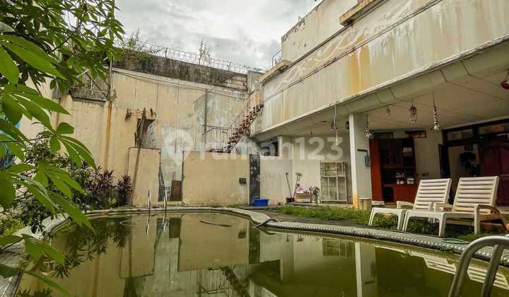 Dijual Rumah Strategis di Kawasan Elite Pondok Indah Jakarta Selatan 2