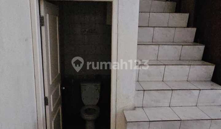 Dijual Rumah 2 Lantai di Taman Aries Jakarta Barat 2