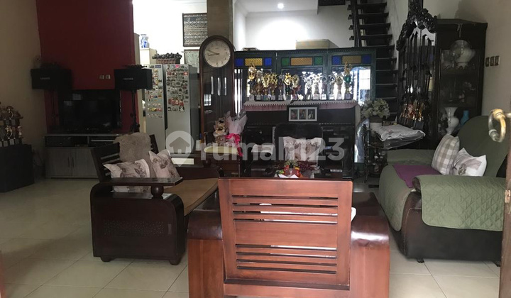 Quick Sale Strategically Located House in Tebet, South Jakarta