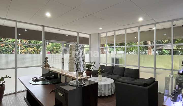 Dijual Rumah Kantor 2 Lantai Hook Komersil Brawijaya Prapanca