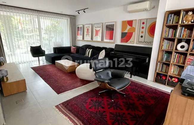 Dijual Rumah Estetik Cluster Premium Bintaro Jakarta Selatan