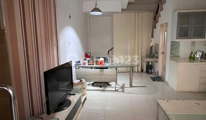 For Sale or Rent 3-Story Shop House in Klampis 21 Near Manyar 2