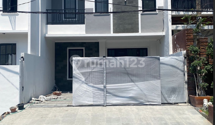 Rumah Baru Araya Galaxi Bumi Permai Dekat Merr Rungkut Pakuwon City