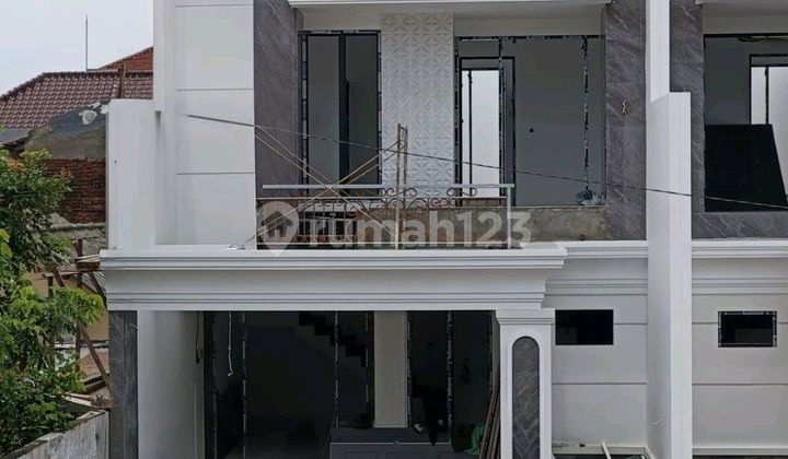 Rumah Baru Galaxi Bumi Permai Dekat Pakuwon City Rungkut Merr Row Lebar Rumah Baru Galaxi Bumi Permai Dekat Pakuwon City Rungkut Merr Row Lebar