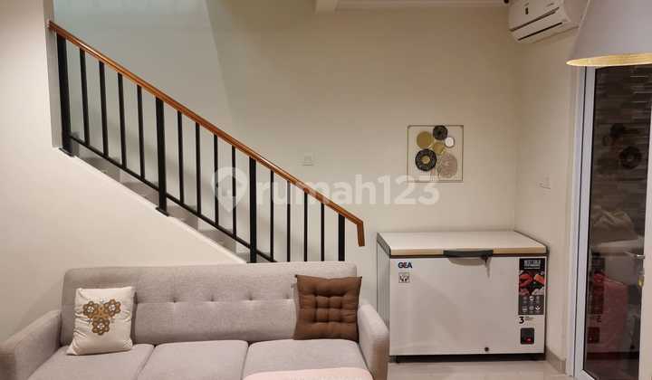 Sell Furnished House in Cluster Rossini, Summarecon, Serpong.