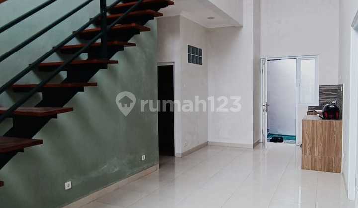 Turun Harga! Rumah Bagus di Graha Raya Bintaro Jaya Tangsel 2