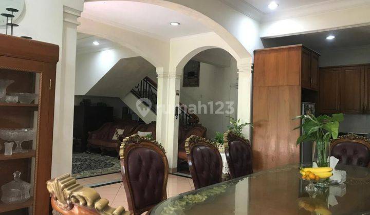 Rumah Bagus Di Jl Raya Ragunan Jakarta Selatan 2