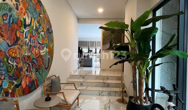 Nice House with Swimming Pool in Bintaro Sector 3, Tangsel 2