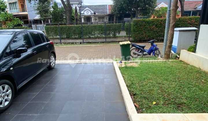 Nice Minimalist Modern House in Graha Raya Bintaro Nice Minimalist Modern House in Graha Raya Bintaro