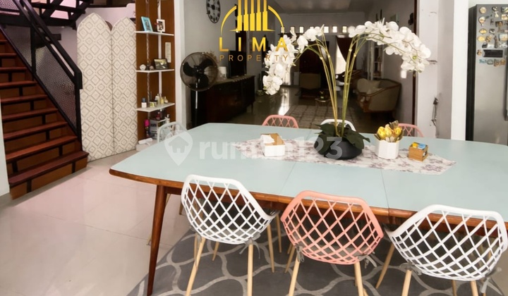 Rumah Siao Huni Bintaro One Gate System . Tenang & Aman 2