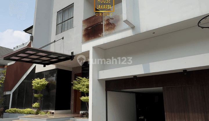 Rumah Brand New Tebet Jakarta Selatan Dekat Eco Park  2