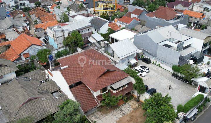 Rumah Cilandak Ada Pool Taman Carport Luas 2