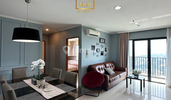 Apartemen Hampton Park 3 BR Semi Furnished View Golf 2