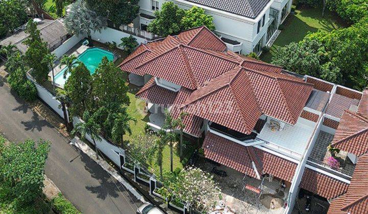 Rumah Cipete 2 Lantai Ada Taman, Pool, Garasi Carport Luas 2