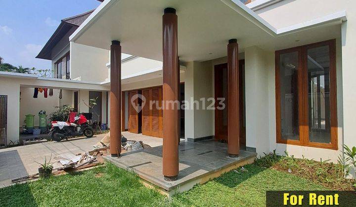 Rumah Hook 2 Lantai Dalam Komplek Elite Cipete 1