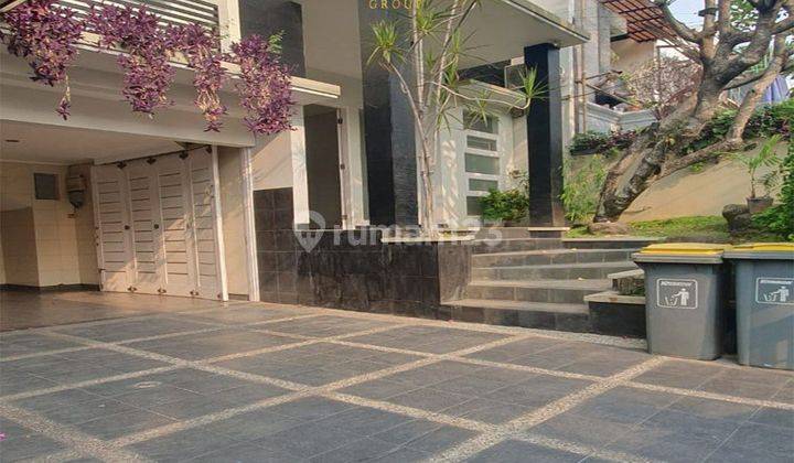 Rumah 2.5 Lantai Ada Taman, Garasi Carport Luas Elite Jaksel 1