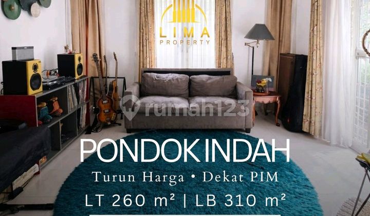 Pondok Indah 3-Story House with Rooftop Near PIM