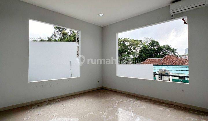 Rumah Menteng 2 Lantai Area Komersial Dekat Thamrin Rasuna Said 2