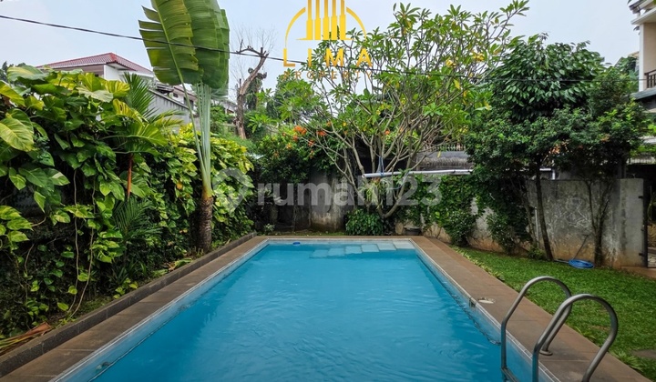 Rumah Tropical Lebak Bulus Private Pool Carport Super Luas 2