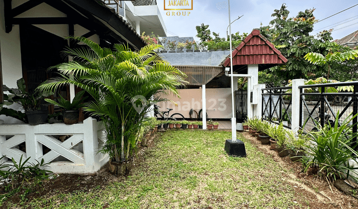 Rumah Cilandak 2 Lantai Dalam Komplek Tenang Asri 2