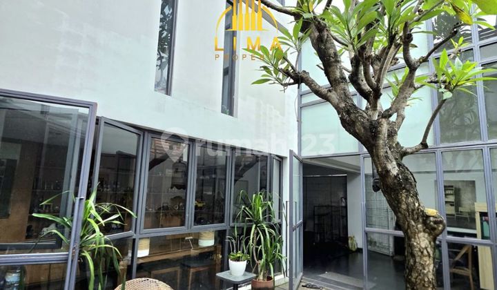 Rumah Pancoran Semi Furnished 3 Lantai Modern Industrial 2