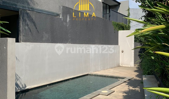 Rumah Rempoa Jaksel One Gate System Public Swimming Pool 2