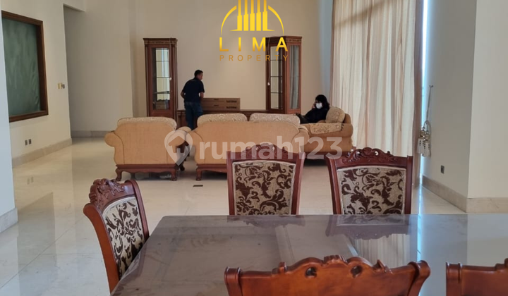 Apartemen Mewah Pacific Place Semi Furnished 4br 2