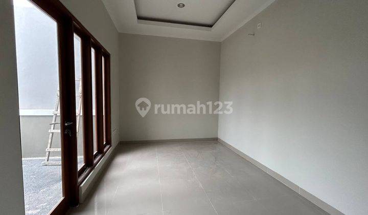 Rumah Modern Minimalis Dg Ornamen Balinese di Kesiman Kertalangu, 2