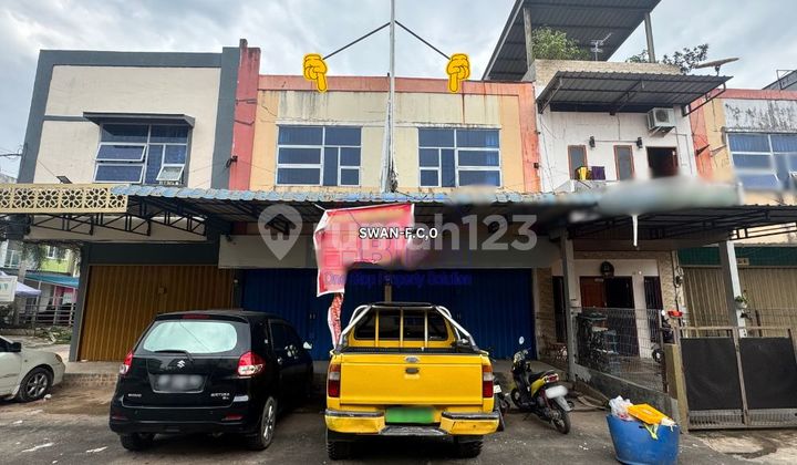 For Sale 2 Adjacent Shophouses Ready to Use Batam Sagulung in Tembesi