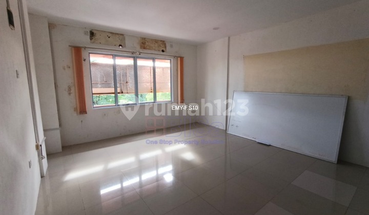 Rent 3-Story Shop House in Batam Center, Anggrek Mas 2 Baloi Rent 3-Story Shop House in Batam Center, Anggrek Mas 2 Baloi