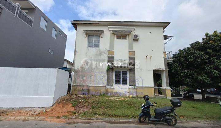 tampak depan jual rumah hook 2 lantai