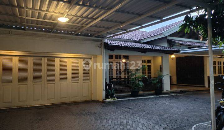 Dijual Rumah Jl. Bangka Xi, 8 Kamar Tidur, Furnished 2