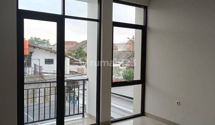 Rumah Baru 2 Lantai Minimalis Modern Siap Huni di Turangga Bandung 2