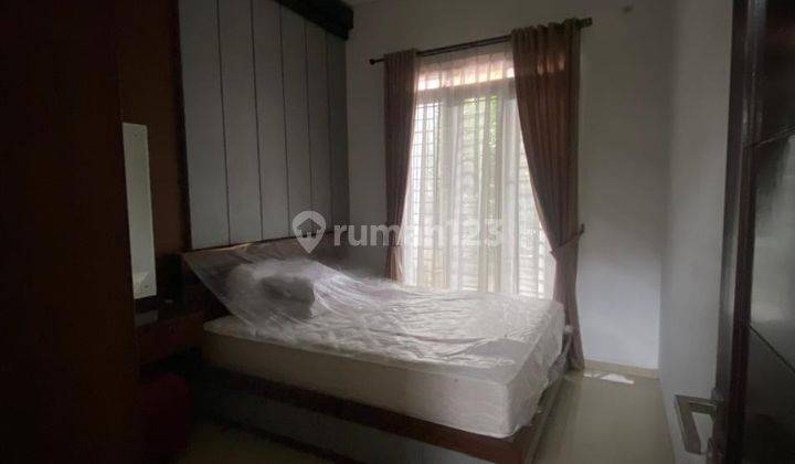 Rumah Bagus 2 Lantai Semi Furnished Kokoh Terawat Siap Huni di Batununggal Bandung 2