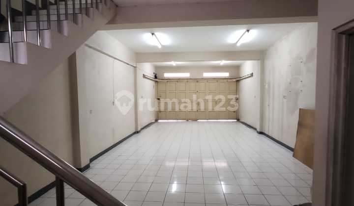 Sewa Ruko 3 Lantai Maindroand Dearah Astana Anyar 1