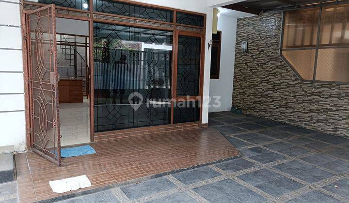 Rumah Disewakan Di Cluster Batununggal Bandung  1