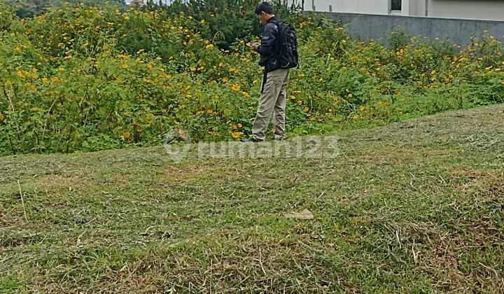 TANAH SIAP PAKAI DI DAGO RESORT TANAH BERBENTUK KONTUR MENURUN