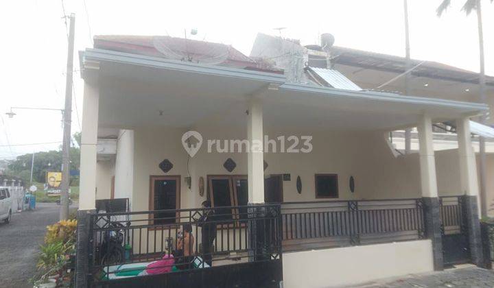 Rumah Hook  Dua Lantai Tunggulwulung Malang Kota  2