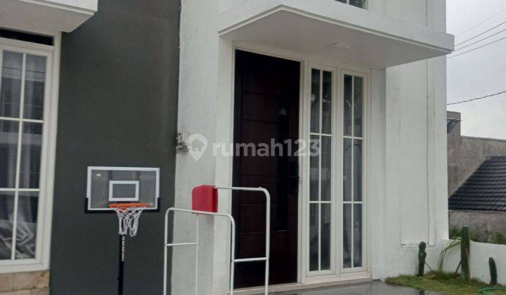 Disewakan Rumah Villa Dau Dekat Pondok Thursina Malang View Istimewa  1