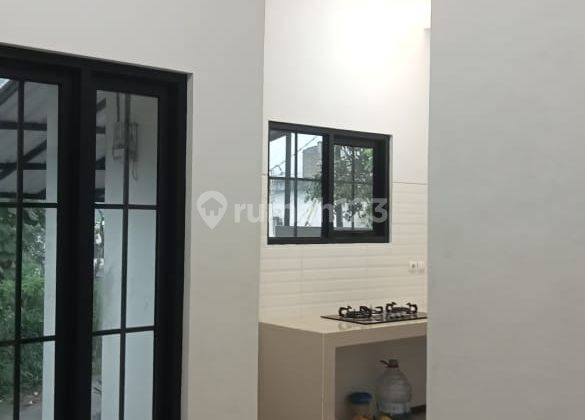Rumah Baru Dua Lantai Minimalis Modern Malang 1