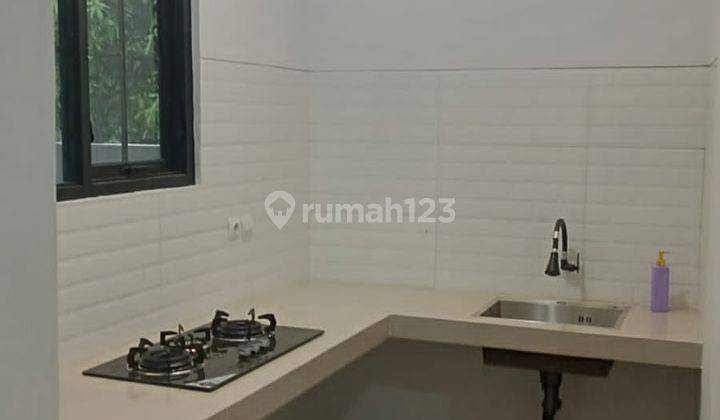 Rumah Baru Dua Lantai Minimalis Modern Malang 2