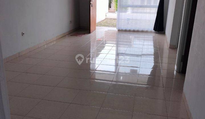 Rumah Kontrakan Bagus Unfurnished SHM di Antapani, Bandung 2