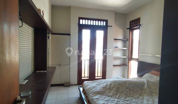 Dijual / disewakan rmh fully furnish 2lantai di perumahan teras hijaj kuntum tajur 
LT  136
LB 105
SHM
Kmr tdr 3 AC
Kmr mandi 2
Dapur basah dapur kering
Ruang tamu
Ruang keluarga
Balcon atas
Ruang jemur
Gudang
Carport 
Lustrik 2200
PDAM 
Lokasi sangat str 2