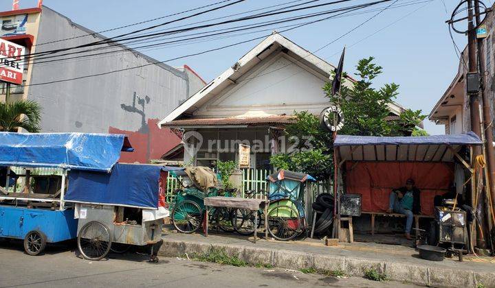Rumah jual dan sewa tengah kota lokasi ramai  depan statsiun bogor 1