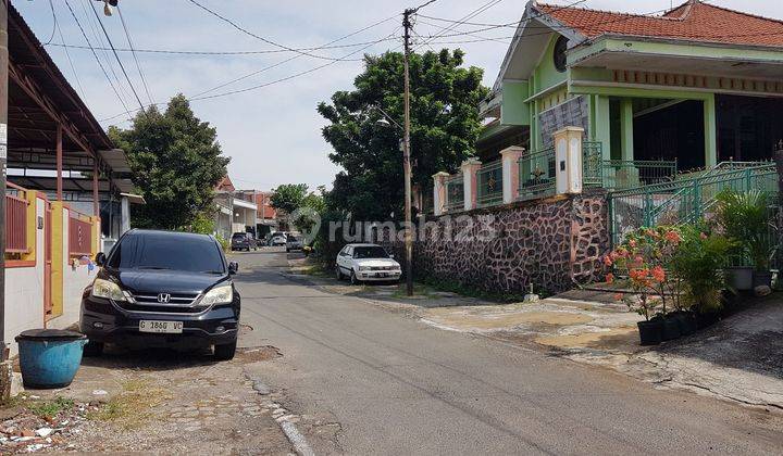 Dikontrakan rumah besar,  Simongan Semarang  1