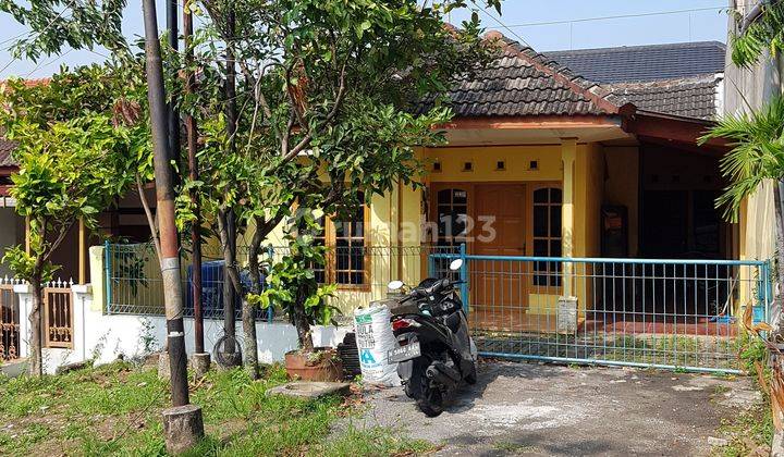 Rumah siap pakai Manyaran Semarang  1