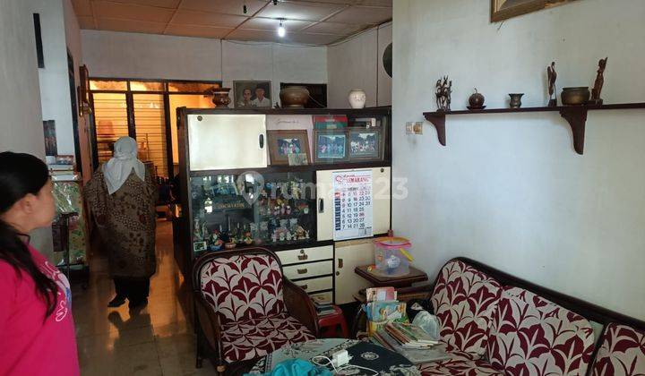 Rumah dpn caffe untuk komersial 2
